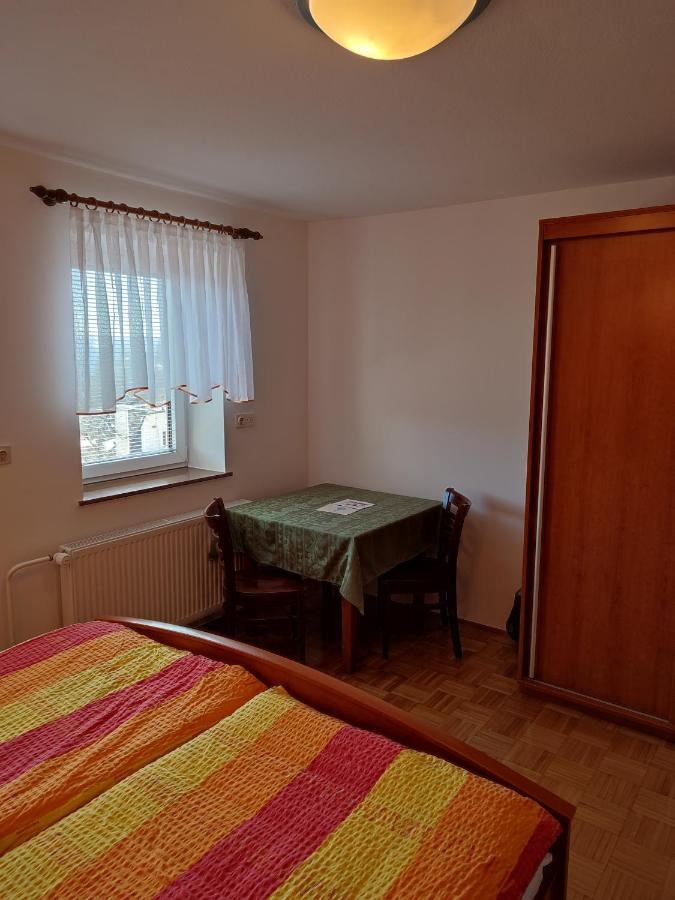 Gostilna Pension Blegos Поляне-над-Шкофьё-Локо Экстерьер фото