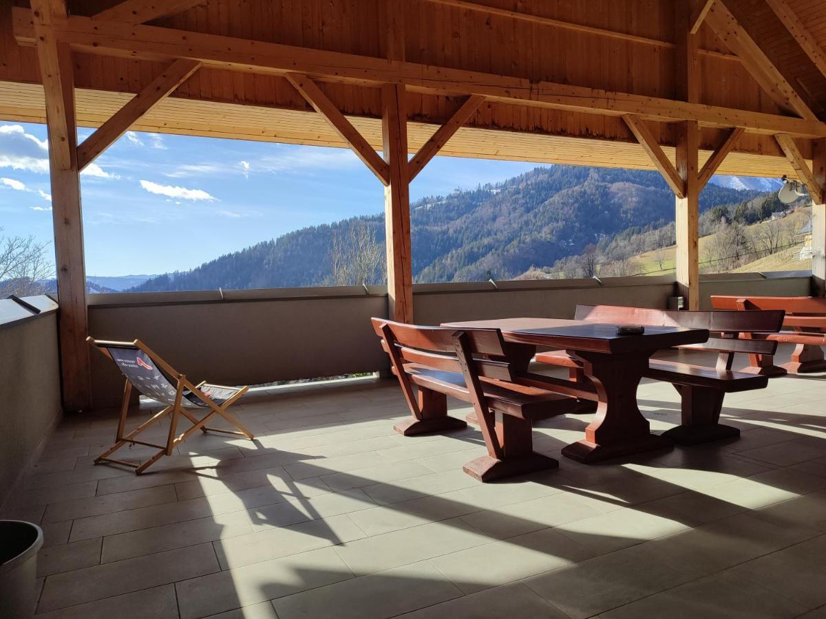 Gostilna Pension Blegos Поляне-над-Шкофьё-Локо Экстерьер фото