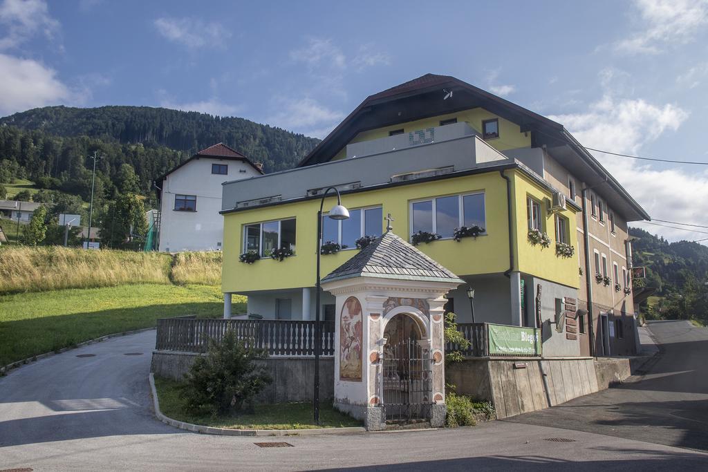 Gostilna Pension Blegos Поляне-над-Шкофьё-Локо Экстерьер фото